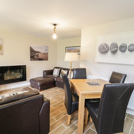 Driftwood Apartment Harlech Bagian luar foto