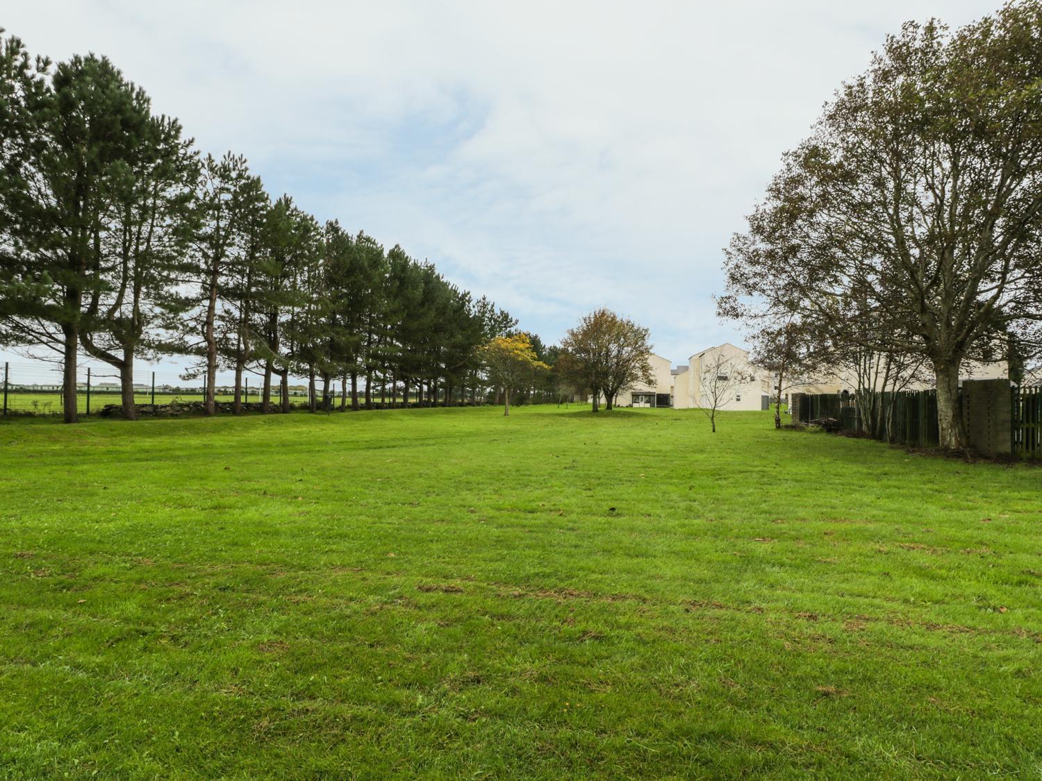 Driftwood Apartment Harlech Bagian luar foto